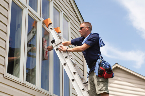 Best Window Cleaners in Dubai