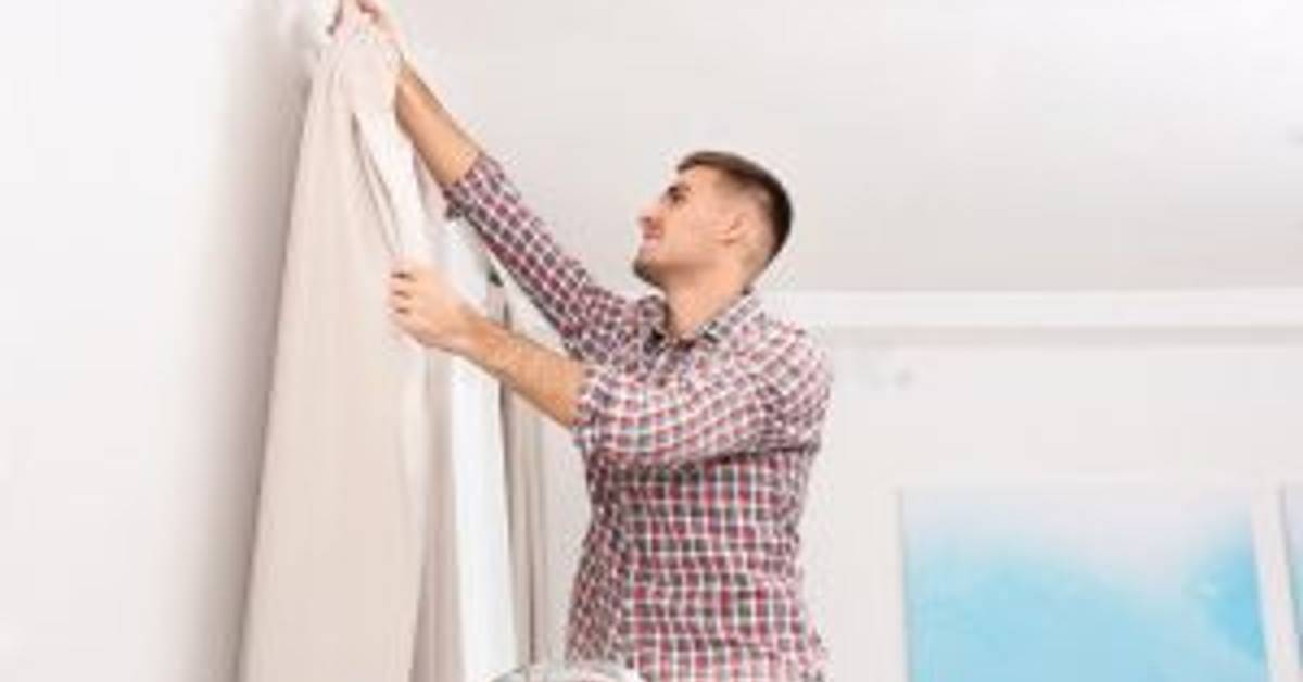 Hiring Professional Curtain Installation Service